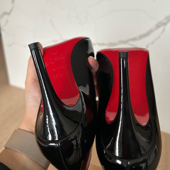 Christian Louboutin Simple Pump 85mm Patent Calf in Black - Picture 8 of 13